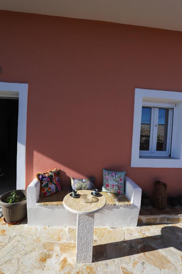 Olive Grove Deluxe Agnítsini