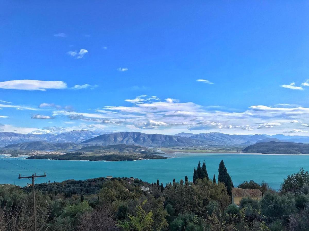 Olive Grove Deluxe Agnítsini